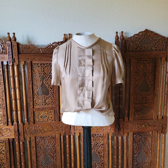 Banana Republic Ruffled Taupe Beige Silk Blouse - Picture 4 of 11
